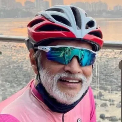 Intel India's former head Avtar Saini cycling with enthusiasm before tragic accident on Palm Beach Road.