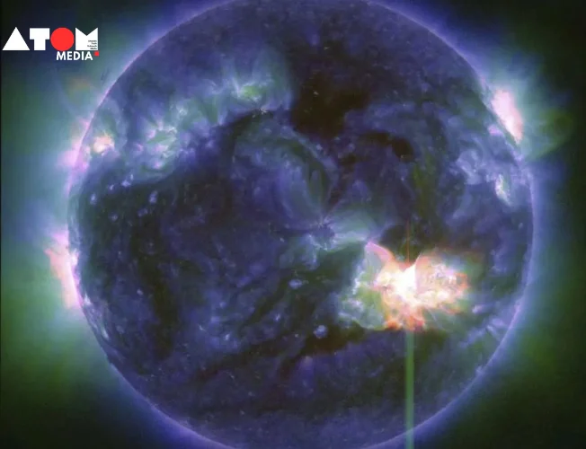 Solar Storm Hits Earth, Threatening Communication and Power Grids